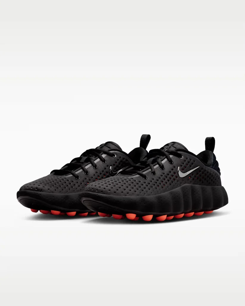 Mind 002 Black/Hyper Crimson